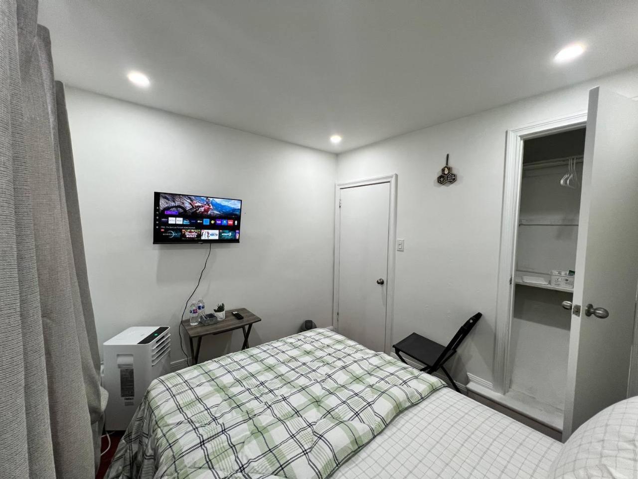 טורונטו #1 Convvy-Nient Residence! מראה חיצוני תמונה